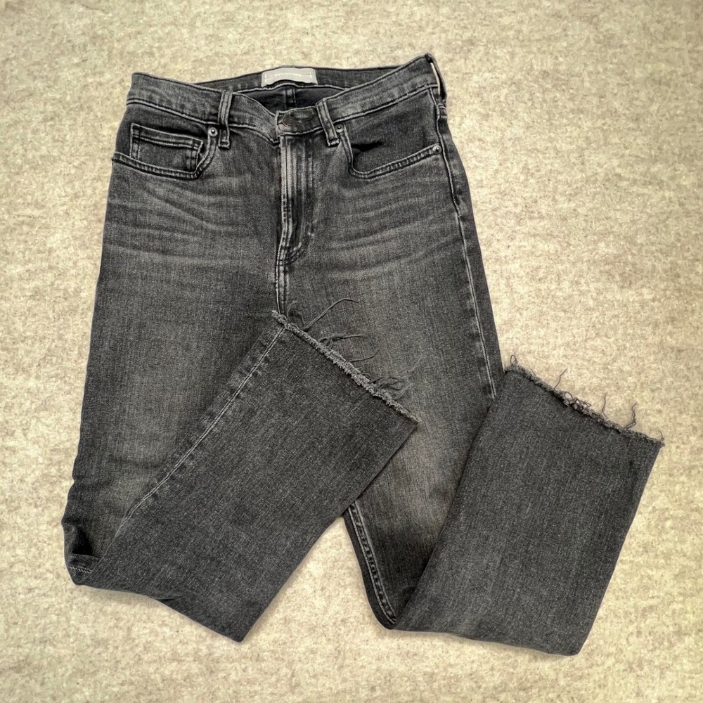 Everlane High Rise Kick Crop Jeans Washed Black‎ Raw Hem 26 Regular